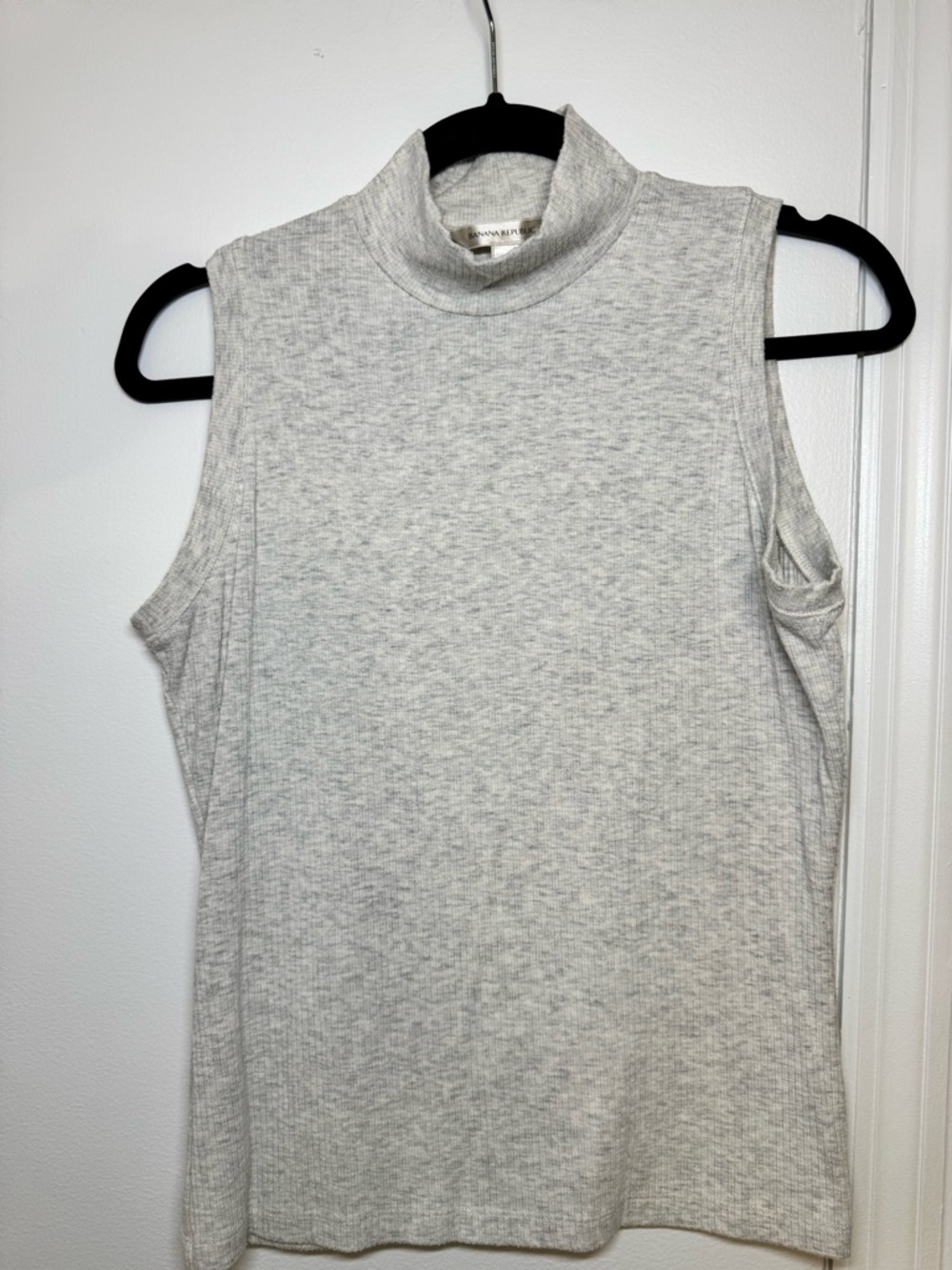 Banana Republic Heather Gray Sleeveless Mock Neck Tank